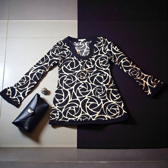 White House Black Market Tunic Top – Black & Ivory Rose Print – Stretch S - Picture 4 of 8